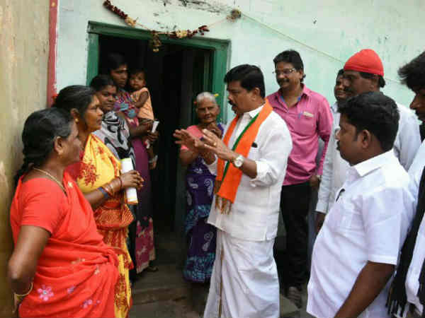 புனிதத்துவம் போல