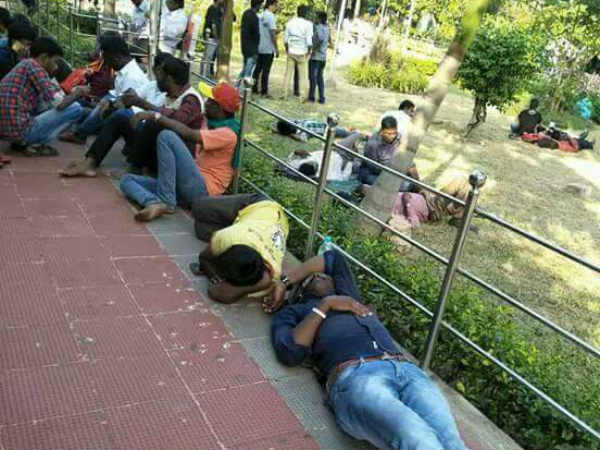 கிடைத்த இடத்தில் ஓய்வு