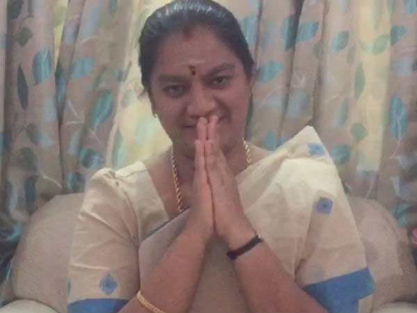 அமைதியான சசிகலா புஷ்பா