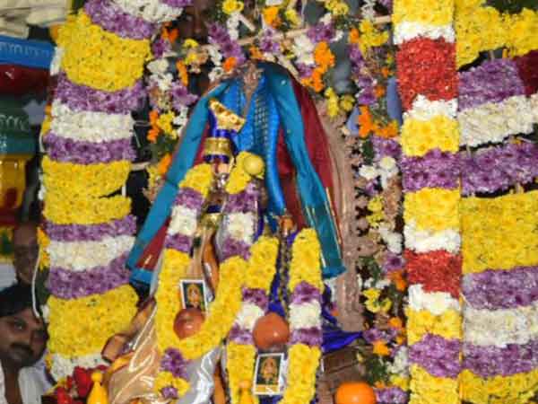 ஐயப்பன் - புஷ்கலாதேவி