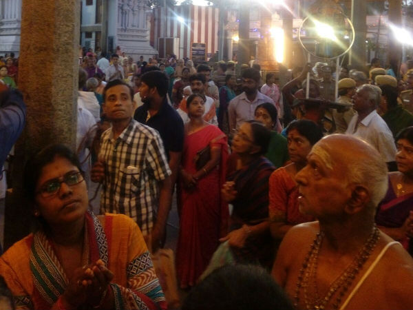 பக்தர்கள் தரிசனம்