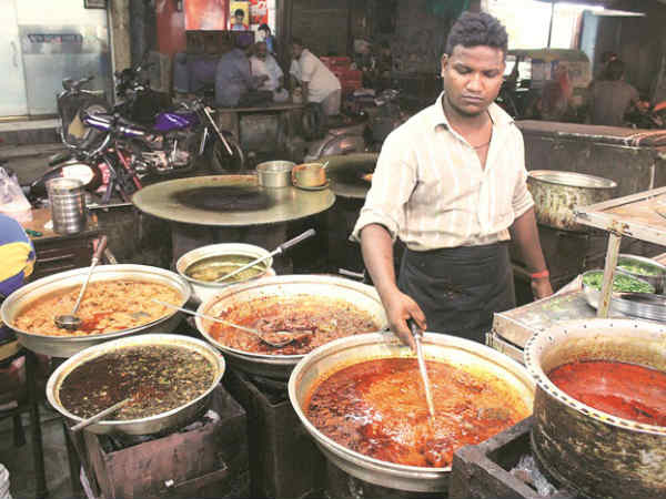 யார் செய்கிறார்கள்