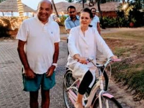 சைக்கில், செல்பி, சோனியா
