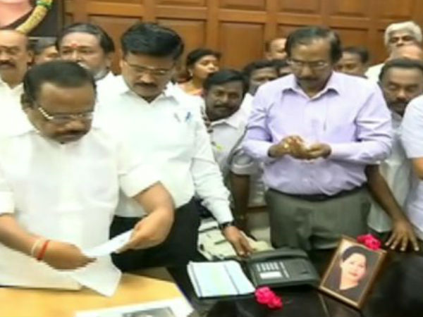 போலீசார் குவிப்பு