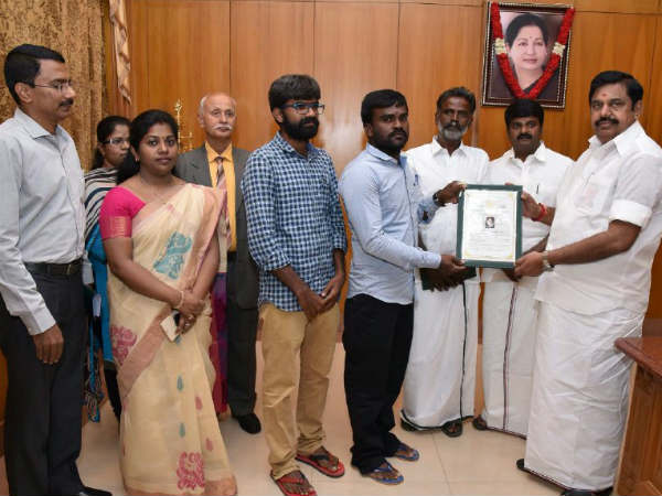 TN CM Edapadi Palanisamy gives Anitha’s family Rs 7 lakh fund and government job TN CM Edapadi Palanisamy gives Anitha’s family Rs 7 lakh fund and government job