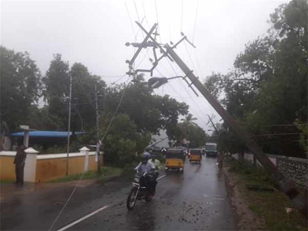 Kanyakumari district Collector released a statement of electricity renovation works status in Ockhi affected hilly areas Kanyakumari district Collector released a statement of electricity renovation works status in Ockhi affected hilly areas