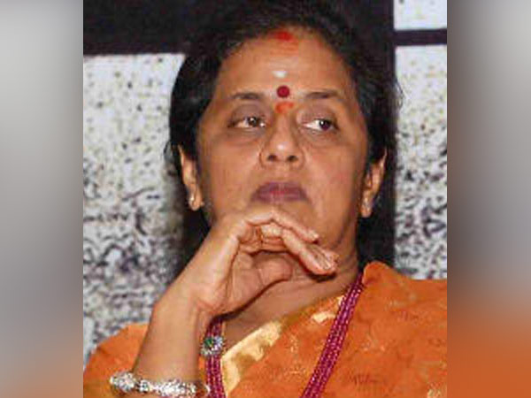 SC allows trial against Karunanidhi’s daughter in land grab case SC allows trial against Karunanidhi’s daughter in land grab case