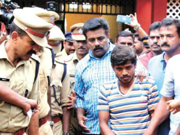 கேரள சட்ட கல்லூரி மாணவி பலாத்காரம், கொலை.. காஞ்சியில் கைதான தொழிலாளி குற்றவாளி: நீதிமன்றம் தீர்ப்பு 