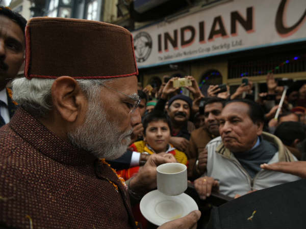 PM Narendra Modi sipped coffee in Himachal Pradesh PM Narendra Modi sipped coffee in Himachal Pradesh