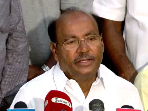  மீனவர்களை மீட்பதை விட ஆர்.கே நகர் இடைத்தேர்தல் தான் முதல்வருக்கு முக்கியமா ? - ராமதாஸ் கேள்வி 
