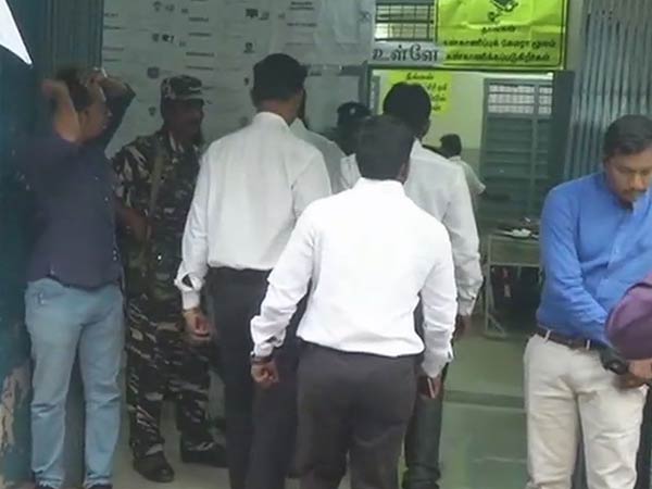 Polling control unit machine got repaired in RK Nagar Polling control unit machine got repaired in RK Nagar