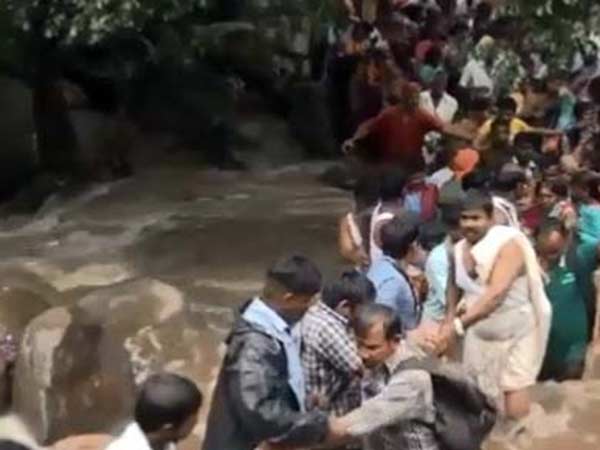 Flood hits at Sathuragiri hills due to heavy rains, restrictions for devotees Flood hits at Sathuragiri hills due to heavy rains, restrictions for devotees