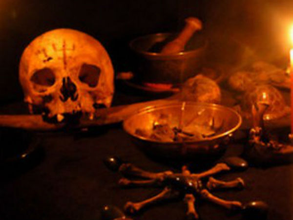 Sorcerer and a man Arrested for attempting to sacrifice a young girl in Odisha Sorcerer and a man Arrested for attempting to sacrifice a young girl in Odisha