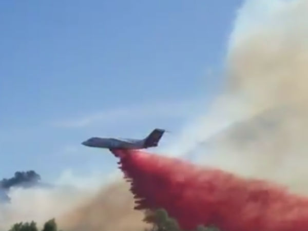 A pilot drives flight into California wild fire bravely A pilot drives flight into California wild fire bravely