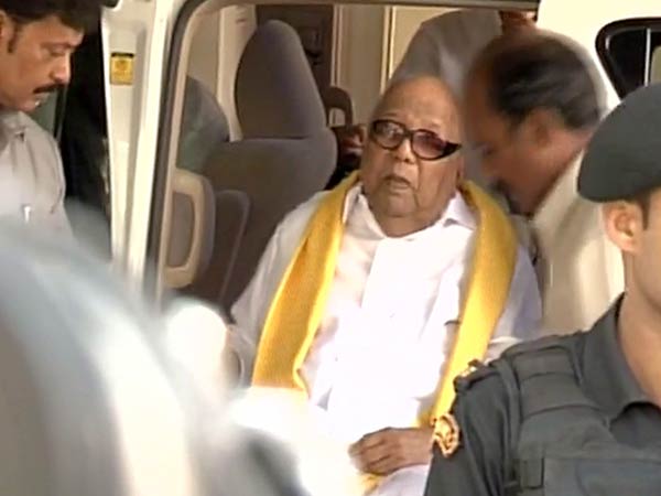 நீதி வெல்லும் அநீதி வீழும்