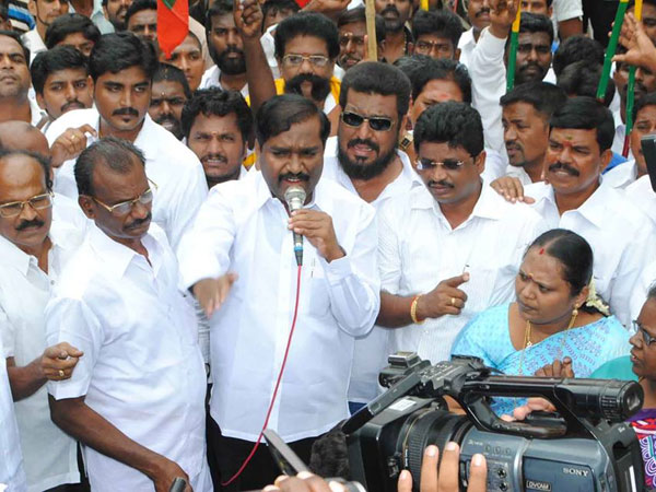 தமிழகத்தை குறி வைத்து...