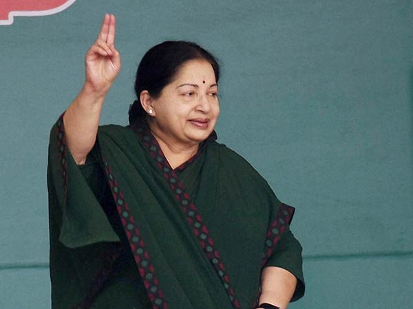 அரசியலில் வெற்றிடம்