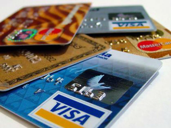 No charges on debit card transactions up to Rs 2,000, says govt No charges on debit card transactions up to Rs 2,000, says govt