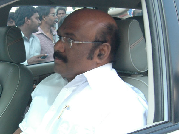 பணத்தை நம்பியல்ல