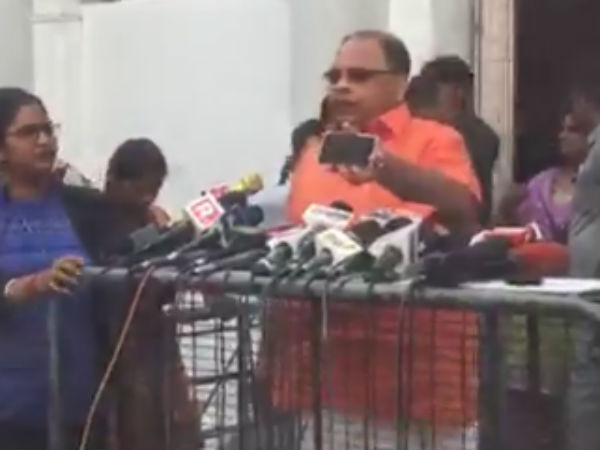 தன்னிச்சையாக வீடியோ வெளியீடு
