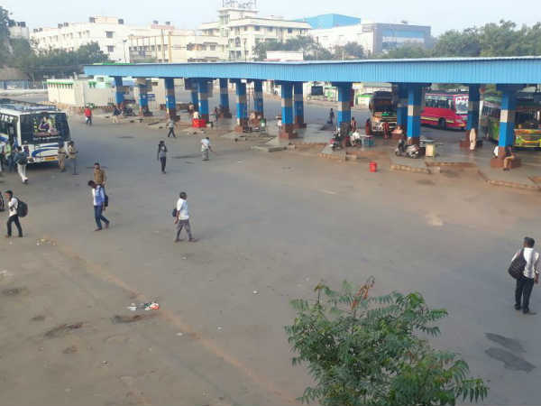 பேருந்துகளை இயக்க நடவடிக்கை