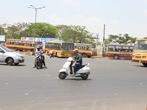 அரசின் முடிவை ஏற்க மறுப்பு
