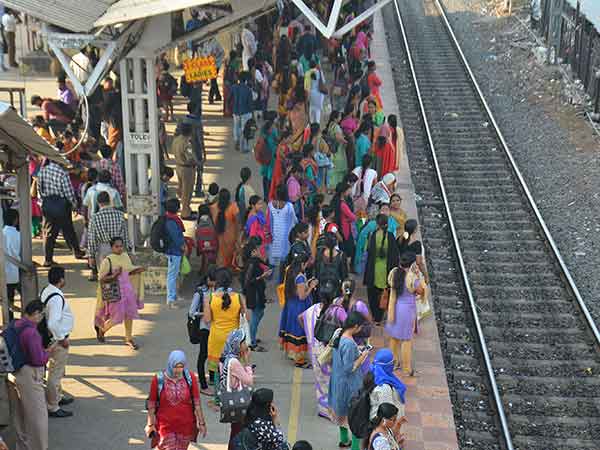 வீடு திரும்புவதில் சிக்கல்