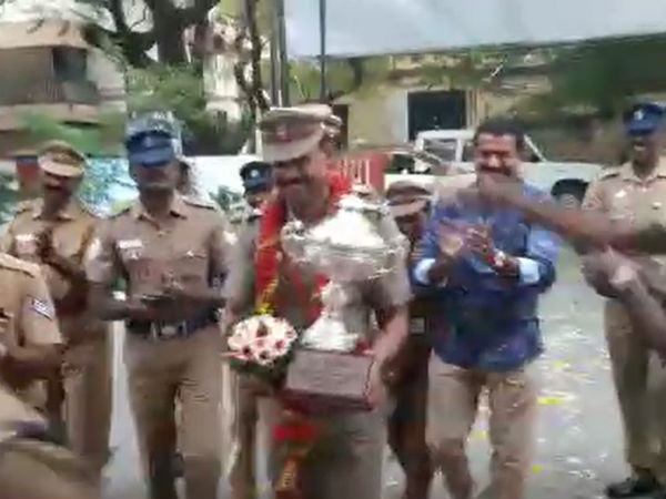 கான்பூரில் விருது வழங்கும் நிகழ்ச்சி