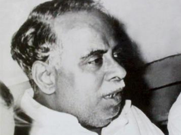 அண்ணா ஆட்சியில் அறிமுகம்