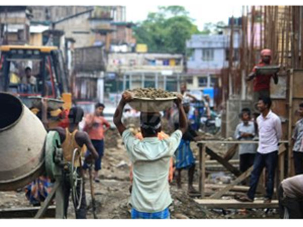 Numbers of North India workers in Nellai increasing dad by day Numbers of North India workers in Nellai increasing dad by day