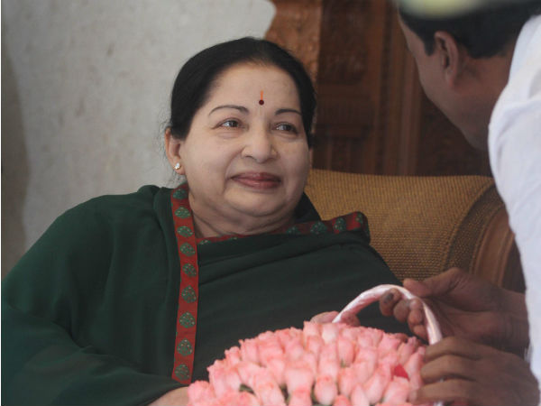 சுவாமிநாதன் ஆஜர்