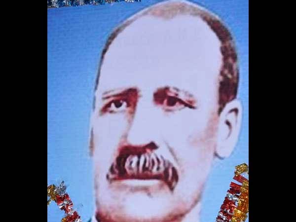 பென்னி குவிக் வழிபாடு