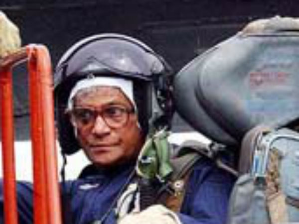 பெர்னாண்டஸ் முதல் பிரபலம்