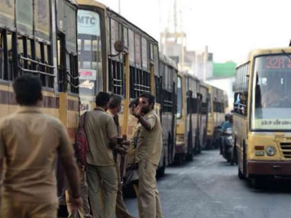 Bus driver dies after seeing notice of TNSTC Bus driver dies after seeing notice of TNSTC