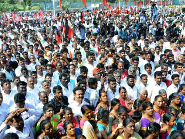 பொதுமக்கள் அதிர்ச்சி