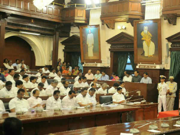 TN CM says the search to find out missing fishermen of Ockhi TN CM says the search to find out missing fishermen of Ockhi