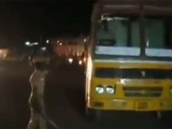 Village administration officers caught a load auto which carries hen wastes and try to dump at Tamirabarani Village administration officers caught a load auto which carries hen wastes and try to dump at Tamirabarani