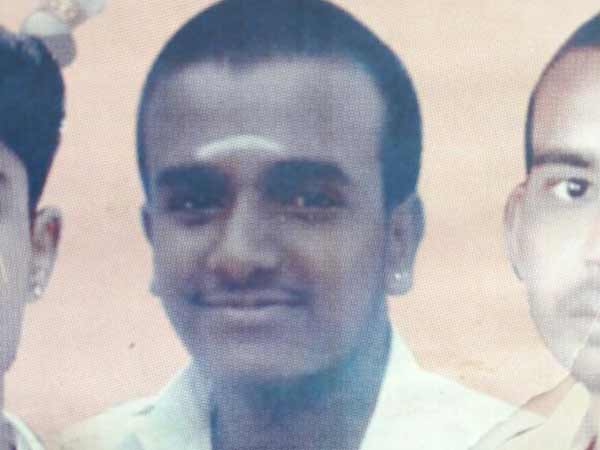 A 17 years old college student killed in Nellai Kadaiyanallur A 17 years old college student killed in Nellai Kadaiyanallur