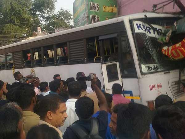One dead 18 injured in bus accident in Cumbum One dead 18 injured in bus accident in Cumbum