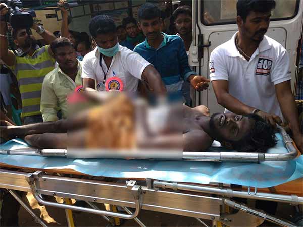 One dead, 20 injured in Palamedu Jallikattu One dead, 20 injured in Palamedu Jallikattu