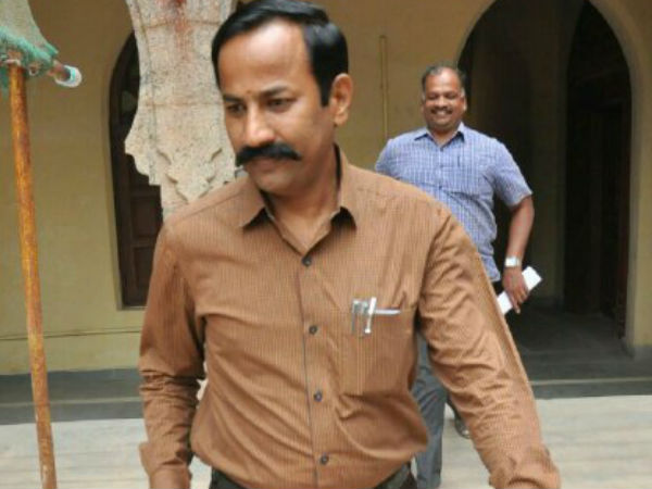 Jayalalitha's security guard Perumalsamy came to Arumugasamy Commission Jayalalitha's security guard Perumalsamy came to Arumugasamy Commission