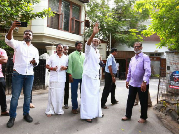 Rajini fans gathered in his Poes Garden's house for New year Rajini fans gathered in his Poes Garden's house for New year