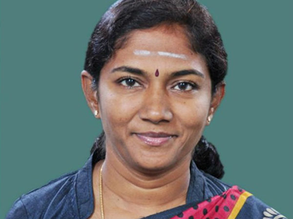 Pariyur Amman Temple festival ADMK MP offer prayer Pariyur Amman Temple festival ADMK MP offer prayer