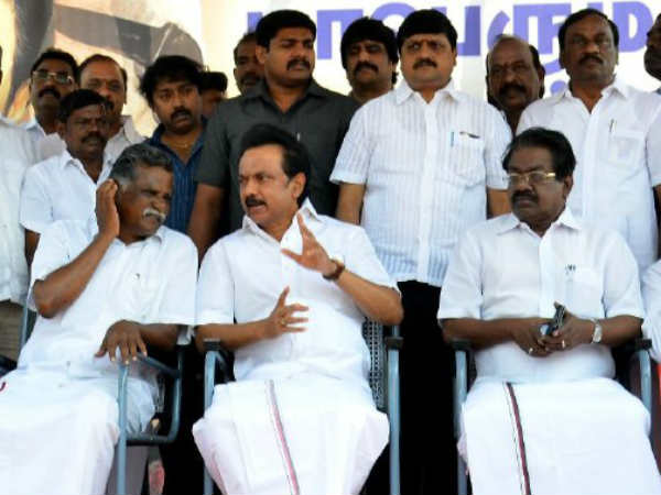 மக்கள் மனதில்
