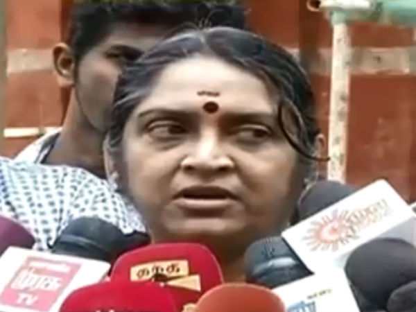 Doctor Sudha seshaiyan appeared in the Aarumugasami commission Doctor Sudha seshaiyan appeared in the Aarumugasami commission