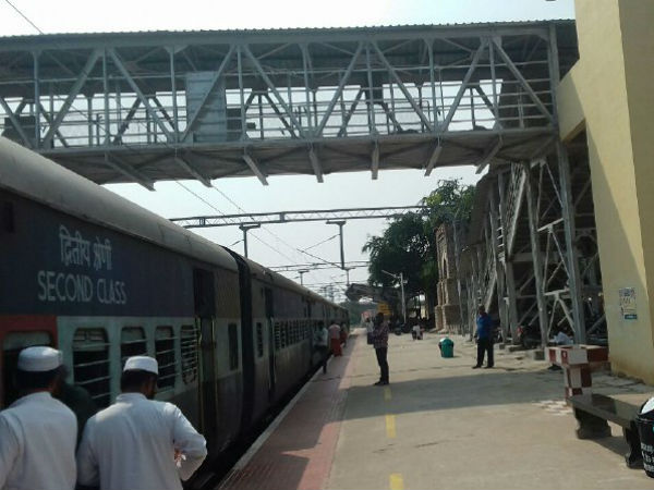 Tirunelveli-Erode Passenger train delay signals pester passengers Tirunelveli-Erode Passenger train delay signals pester passengers
