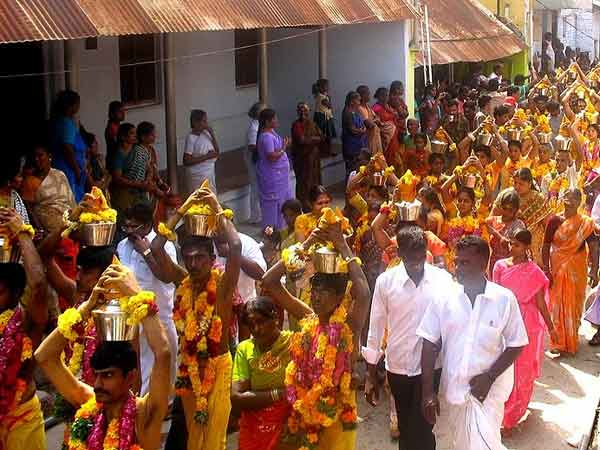 நிலைமாலை ஊர்வலம்