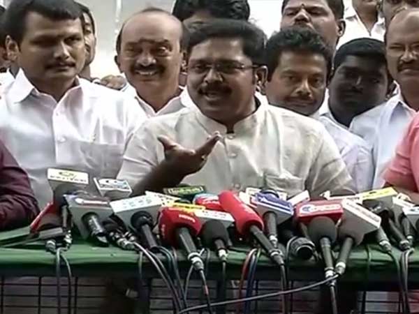 உள்ளாட்சி தேர்தலுக்காக அதிரடி