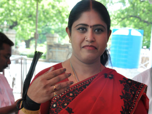 விஜயதாரணி வாழ்த்து
