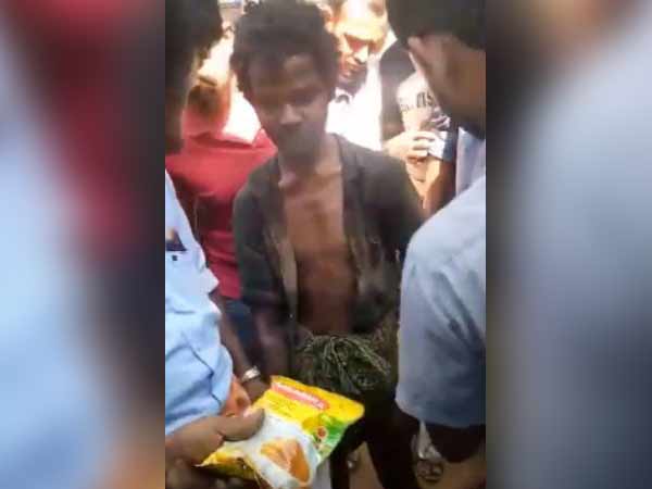 அரிசி திருடியதாக தாக்குதல்